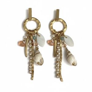 New Gold Shell Cluster Charm Earrings